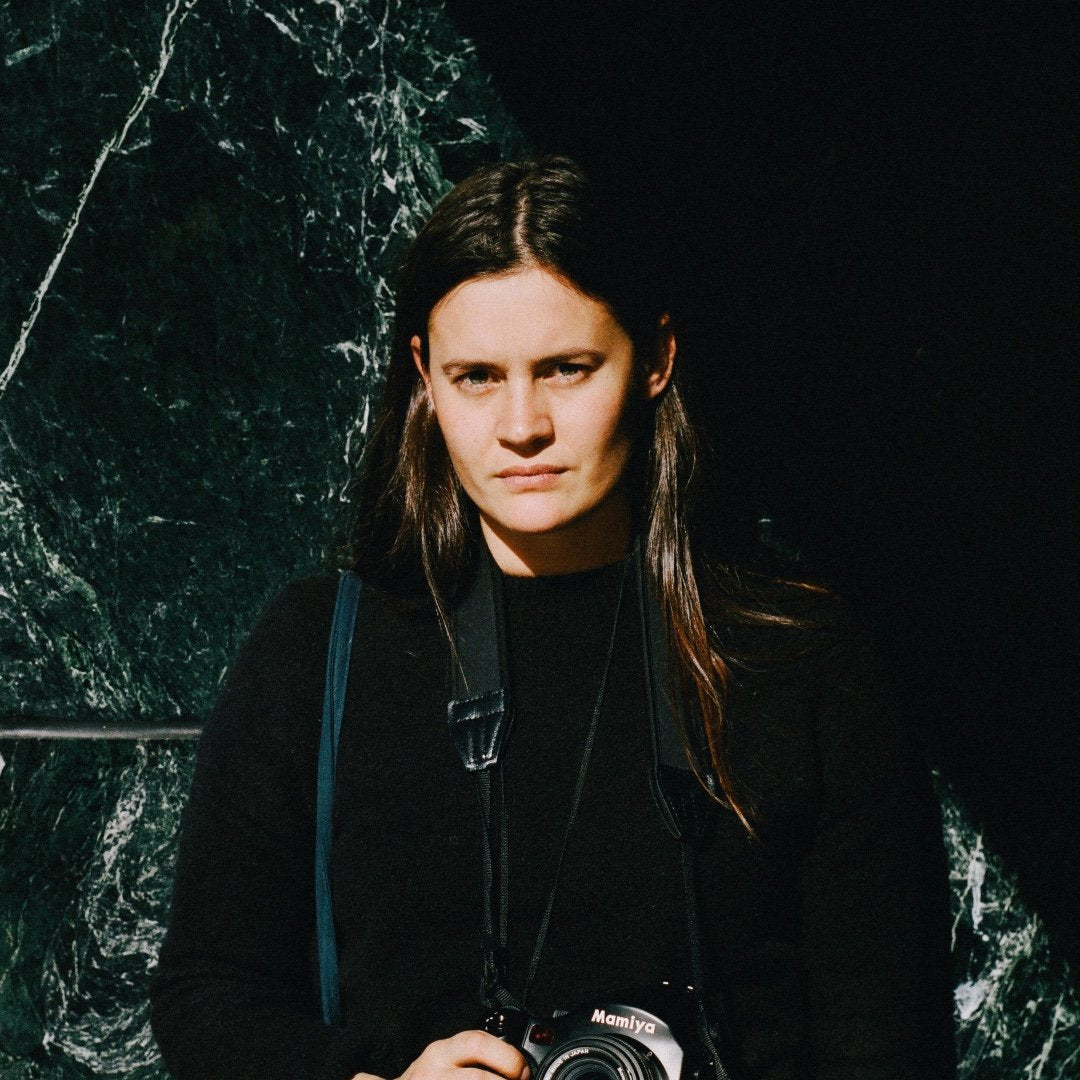 IRIS HUMM PHOTOGRAPHER
