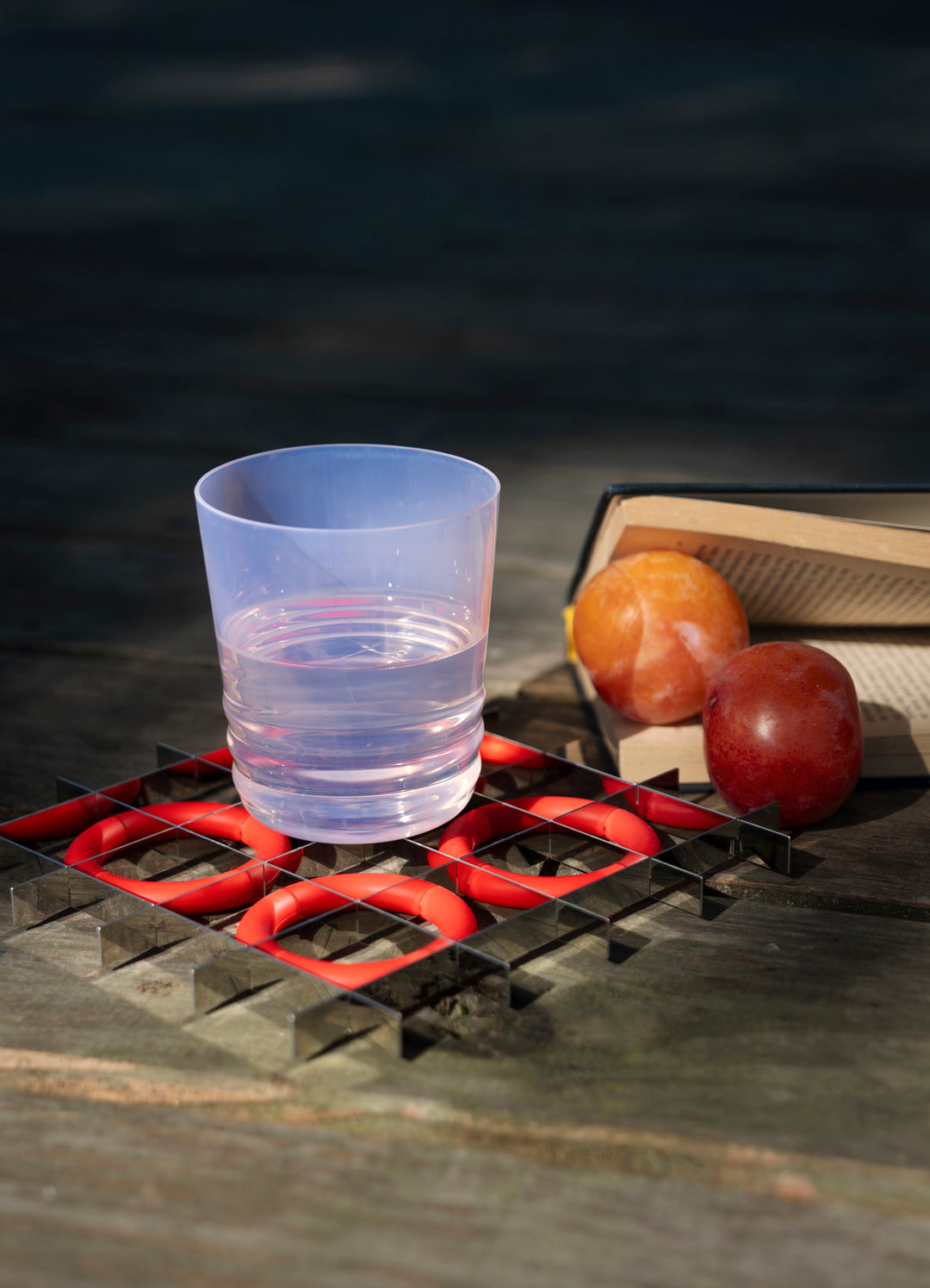 HOVER - TRIVET - RED