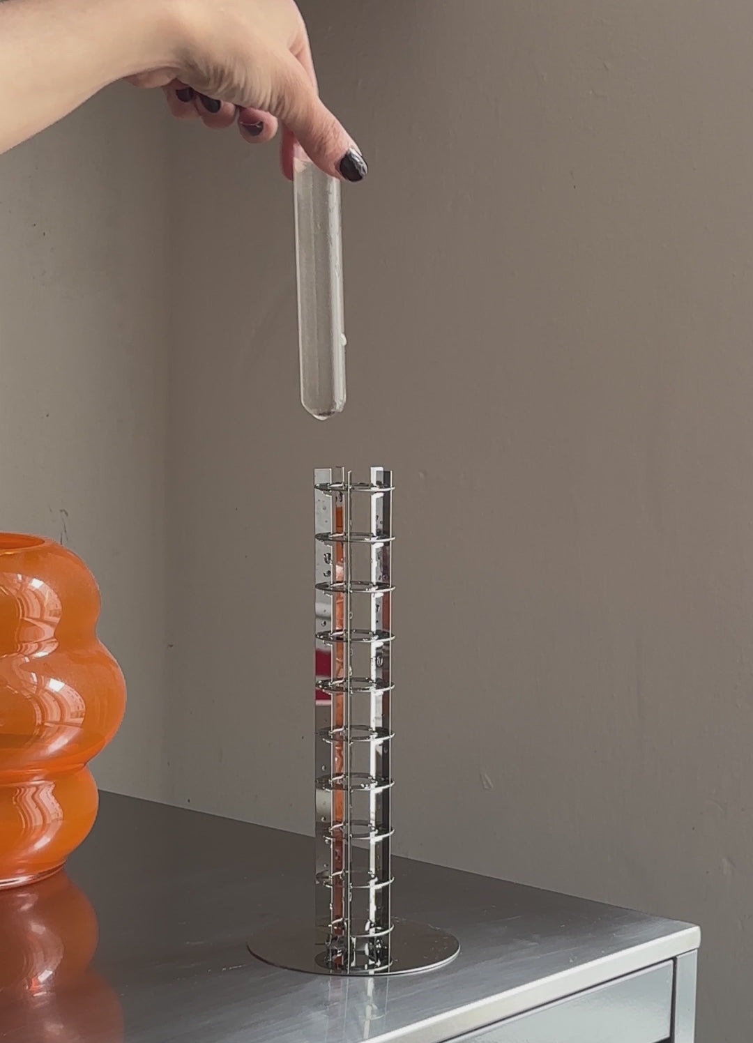 Gravity - Candleholder Vase