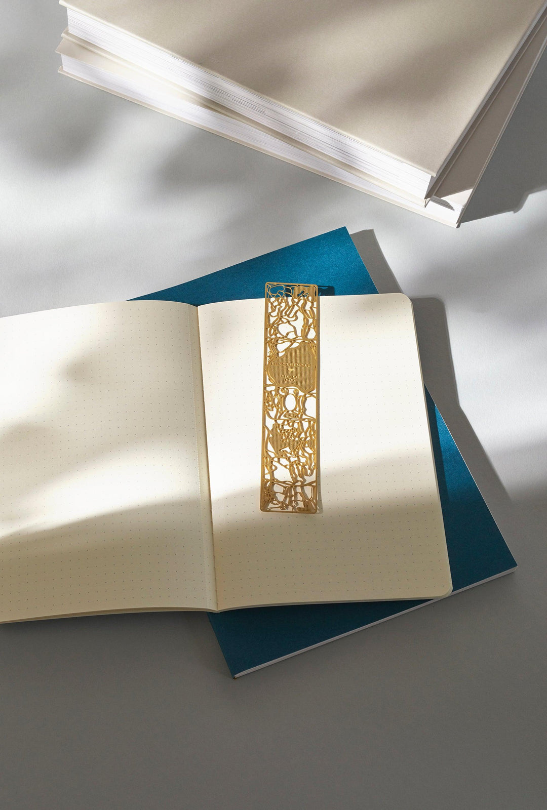 MANHATTAN - BOOKMARK - fundamental.quest